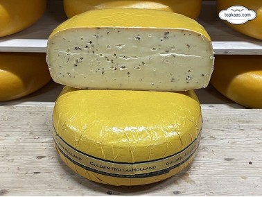Golden Holland Käse mit Walnuß